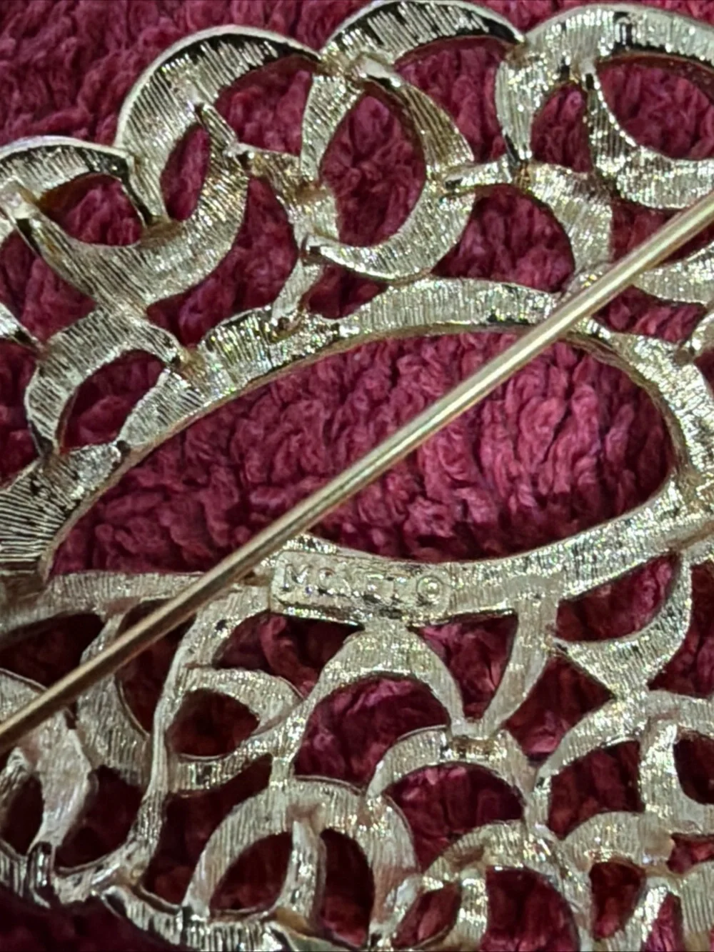 Monet Elegant Gold Tone Leaf Filigree Women's Brooch -